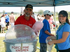 The Porcupine Kinsmen Club hosted a family day on Sunday, inviting the community out to the Whitewater Park in South Porcupine for some free food and fun in the sun. The Kinsmen took advantage of the opportunity to not only thank their community for their support, but to get feedback on what residents would like to see added to the South Porcupine hotspot. Gino Canzio spent the majority of the afternoon serving up cotton candy to those in attendance.