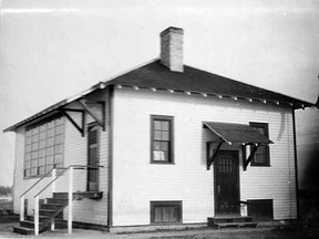 North Ridge School undated. (A.B Fallis/Archives of Manitoba)