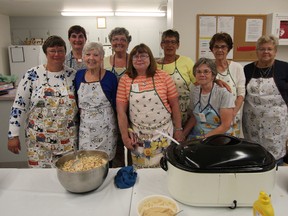 KASSIDY CHRISTENSEN NANTON NEWS/QMI AGENCY The Sunshine Gals Sorority put on a beef on a bun dinner Sat. night. The dinner is the annual fundraiser the group puts on for the community.