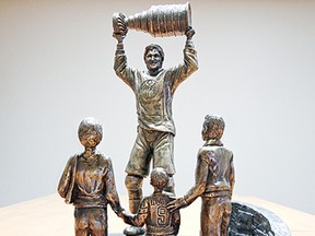 A group is seeking to raise $500,000 to install a sculpture honouring the Gretzky family at the Wayne Gretzky Sports Centre. (Source: www.gretzkyproject.ca)