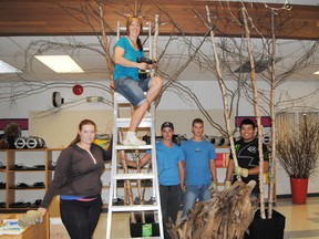 From left: Brianne Ball, Leanne Shand, Zack Buch, Shawn Finnestad and Steven Huang, David Roszko. Shand, Pat Hardy educational assistant leads a group of former Pat Hardy graduates and Pembina Pipeline summer students prepare the school’s library for opening day.
Barry Kerton | Whitecourt Star