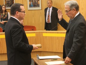 New Drayton Valley Mayor Glenn McLean is sworn in during a ceremony held Oct. 24 at the Drayton Valley Civic Centre.