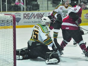 Portage Terriers goalie Zac Robidoux looks for the puck during the Nov. 17 game against the Selkirk Steelers. (Kevin Hirschfield/THE GRAPHIC/QMI AGENCY)