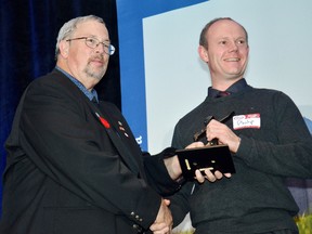 HMA chair Frank Palen presents the award for Employer of the Year to Philip Ashwin of Sun-North Systems Ltd. Sun-North went on to win two more awards including Huron County Manufacturer of the Year.