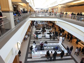 Shoppers crowd Polo Park Shopping Centre in Winnipeg, Man., on Sat., Dec. 21, 2013, with Christmas fast approaching. Kevin King/Winnipeg Sun/QMI Agency