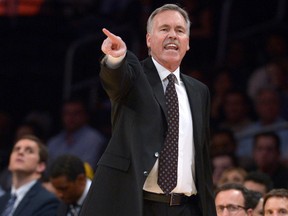 Los Angeles Lakers coach Mike D'Antoni has backed away from recent remarks calling out fans. (AFP)