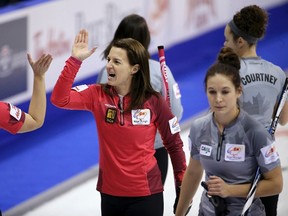 The last time the Heather Nedohin and Val Sweeting rinks met at a major event was at the Roar of the Rings in Winnipeg. (Reuters)