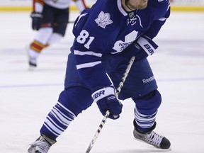 Leafs coach Randy Carlyle says that Phil Kessel is able to take a wrist shot with the speed of a slap shot, thanks in part to the technology used to create current hockey sticks. (JACK BOLAND/Toronto Sun files)