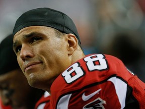 Tony Gonzalez of the Atlanta Falcons sits on the bench in the final minutes of their 21-20 loss to the Carolina Panthers at the Georgia Dome December 29, 2013 in Atlanta, Georgia. (Kevin C. Cox/Getty Images/AFP)