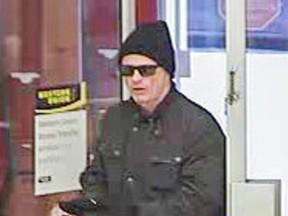 Investigators are hoping some recognizes this man, a suspect in a bank heist last month in the city's Entertainment District. (Toronto Police supplied photo)