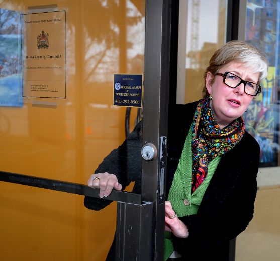 Alberta's newest independent MLAs shed light on the switch Edmonton Sun