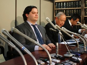 Mark Karpeles (L), chief executive of Mt. Gox, attends a news conference at the Tokyo District Court in Tokyo Feb. 28, 2014. (REUTERS)