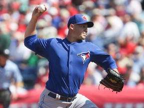 Jays pitcher Dustin McGowan. (VERONICA HENRI/Toronto Sun)