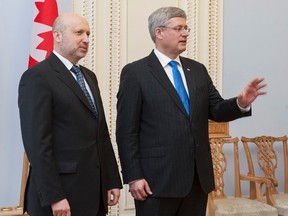 Ukraine's acting President Oleksander Turchinov (L) meets Canada's Prime Minister Stephen Harper in Kiev March 22, 2014. REUTERS/Anastasia Sirotkina/Pool