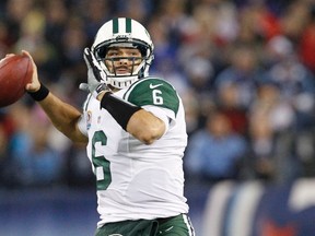 New York Jets' quarterback Mark Sanchez (6) passes in the first half of their NFL Monday Night football game against the Tennessee Titans in Nashville, Tennessee, December 17, 2012. (REUTERS/Harrison McClary)