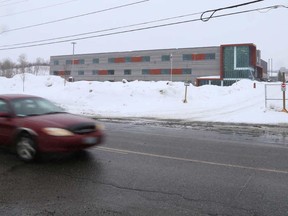 Gino Donato/The Sudbury Star
Cars speed past MacLeod Public School on Walford road on Thursday afternoon.