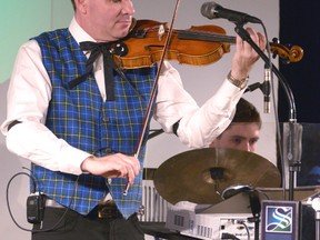 Grand Masters Fiddle Champion Scott Woods