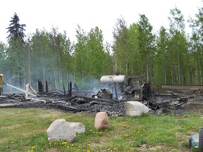 In May 2013, an explosion at an Evansburg Hash oil extraction lab killed one man, left another man seriously injured, and completely leveled the home. ALERT’s Green Teams, made up of Edmonton Police Service (EPS), Calgary Police Service (CPS) and RCMP members, is familiar with the risks of grow-operations but state that the hash oil extraction process presents a whole new level of danger due to their use of highly flammable chemicals such as butane gas and isopropyl alcohol. Hash oil is made using the by-product of a marihuana plant, with the leaves and stems being soaked in butane gas or isopropyl alcohol to extract the potent cannabinoid-containing resin. The process is very dangerous and has led to several explosions and fires in the past year. Photo Supplied/ALERT
