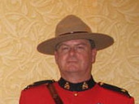 Insp. Ron Makar shows off his Queen’s Diamond Jubilee medal in 2012 in recognition of his work contributing to safe homes and communities in Fort McMurray. (SUPPLIED PHOTO