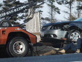 Tow truck service in Ontario. (QMI Agency files)