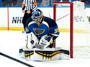 St. Louis goalie Ryan Miller will be in the pipes as St. Louis battles Chicago on Thursday in Game 1. (USA TODAY)