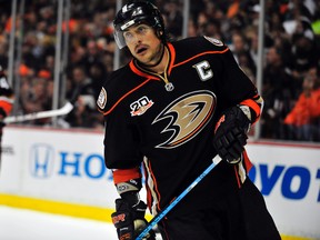Anaheim Ducks right winger Teemu Selanne during a stoppage in play against the Colorado Avalanche at Honda Center on April 13, 2014. (Gary A. Vasquez/USA TODAY Sports)