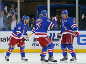 Brad Richards (right) and Martin St. Louis (left) won the Stanley Cup together in Tampa Bay. (Reuters)