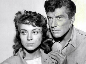 Efrem Zimbalist, Jr. and Andra Martin in ABC's "77 Sunset Strip". (Courtesy ABC Television/Wikipedia)