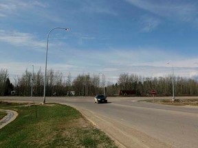 During week of May 12, Flatiron Constructors Canada Ltd. will begin minor jobs around the intersection of 50 St. and Hwy. 22 south. Not expected to  have too much of an impact on traffic, drivers will not be so lucky following the May long weekend when construction will begin on the intersection that will cause lane reductions for approximately two months.
