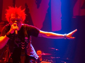 Sum 41 lead singer Deryck Whibley performs with the band at Budweiser Gardens in London on Wednesday April 3, 2013. (CRAIG GLOVER The London Free Press / QMI AGENCY)