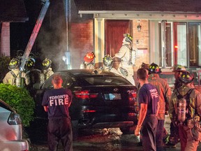 Toronto Firefighters on the scene of a blaze at a north Rosedale home early Friday. (VICTOR BIRO/Toronto Sun)