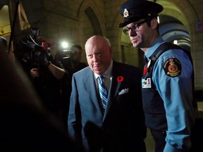 Senator Mike Duffy arrives at the Senate on Parliament Hill in Ottawa in this October 28, 2013 file photo. (REUTERS/Chris Wattie/Files)