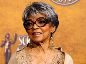 Ruby Dee, winner of outstanding performance by a female actor in a supporting role for her part in "American Gangster'', poses backstage at the 14th annual Screen Actors Guild Awards in Los Angeles, in this January 27, 2008 file photo. REUTERS/Mike Blake/Files