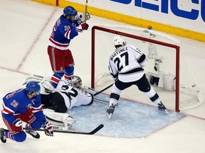 Rangers' Martin St. Louis celebrates a goal against the L.A. Kings. (USA TODAY SPORTS)