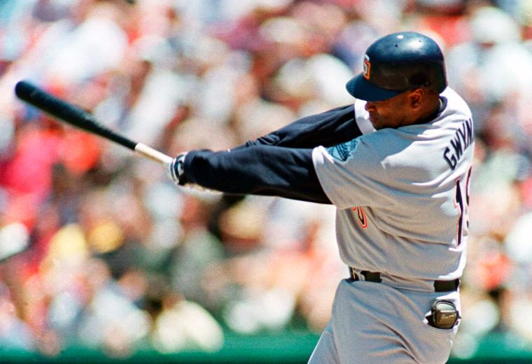Tony Gwynn, Hall of Fame outfielder, says he has cancer 