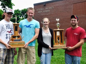 Derek Elliott (left) and Luke Otten shared the Lou Anjema Most Outstanding Senior male athlete award, while Cori O’Connell and Jerrett Skinner won the Jens Thorup Sportsmanship awards. Nicole Gettler, the Heather Cowan most outstanding senior female athlete winner, was absent. ANDY BADER/MITCHELL ADVOCATE