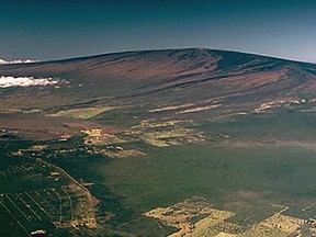 Mauna Loa Volcano
(J.D. Griggs - U.S. Geological Survey)