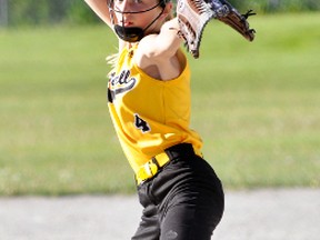 Ainsleigh Wedow delivers a pitch for the Mitchell Squirt girls. The squad lost in the final of the Innerkip tournament this past weekend by one run, 11-10. ANDY BADER/MITCHELL ADVOCATE