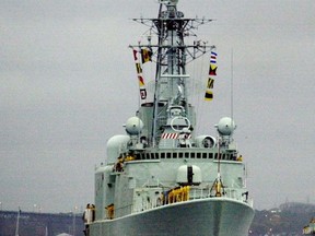 Canadian warship HMCS Iroquois leaving the Halifax harbor, October 17, 2001.      REUTERS/Janet Kimber