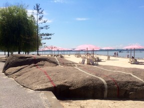 Waterfront Toronto spent more than $500,000 on two rocks at Sugar Beach, which is located at the foot of Lower Jarvis St. (DAVE ABEL, Toronto Sun)
