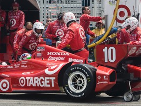 Keep watching the pit stops this weekend — the crews can ill-afford to make a mistake. (JACK BOLLAND/TORONTO SUN FILE)