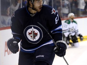 The Winnipeg Jets have re-signed forward Michael Frolik to a one-year, $3.3-million deal. (Bruce Fedyck/USA TODAY Sports file photo)