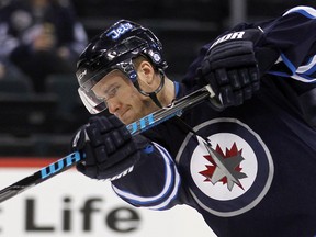 Matt Halischuk signed a one-year, two-way deal with the Jets.