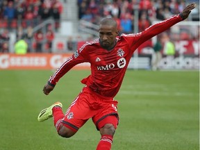 Toronto FC forward Jermain Defoe had to be removed from the MLS all-star roster yesterday because of injury. There is speculation that Defoe is suffering from a sports hernia. “Hopefully it’s nothing major,” TFC head coach Ryan Nelsen said. (TOM SZCZERBOWSKI/USA Today Sports files)