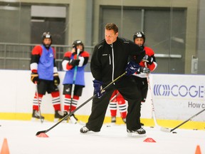 Former NHL player Nick Boynton skates in Milton with kids who have Type 1 diabetes. (STAN BEHAL, Toronto Sun)