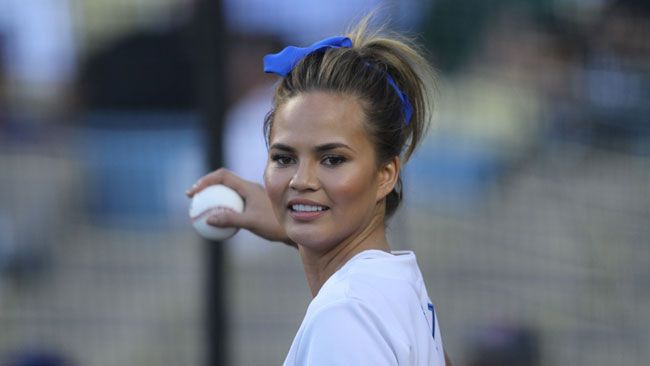 Chrissy Teigen Throws First Pitch at Dodgers Game, Tweets She's