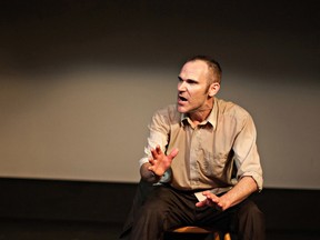 House is a one-man play starring Daniel MacIvor.