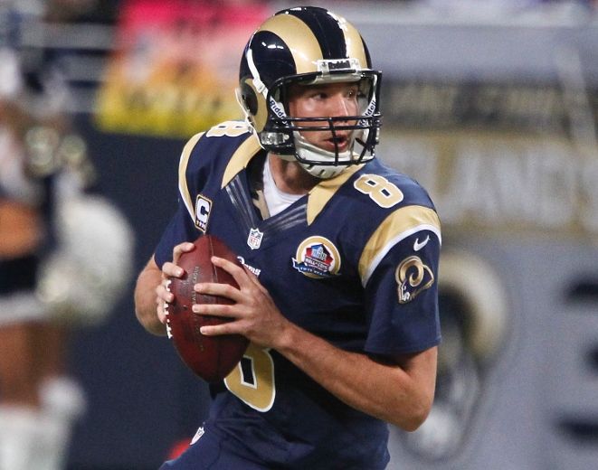 Rams QB Sam Bradford hurt in 1st quarter