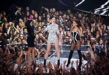 Nicki Minaj, Jessie J and Ariana Grande perform "Bang Bang" on stage during the 2014 MTV Video Music Awards in Inglewood, California August 24, 2014. REUTERS/Lucy Nicholson