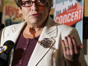 Judy Wasylycia-Leis speaks at a press conference on Monday. (BRIAN DONOGH/WINNIPEG SUN)